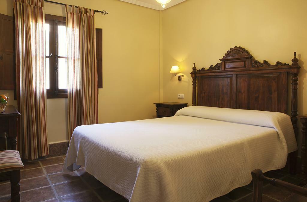 Hotel Hospederia Santiago Chiclana de la Frontera Esterno foto